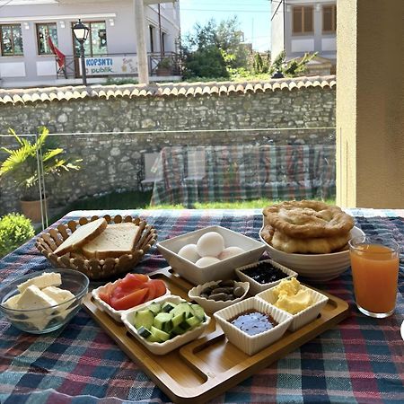 Villa Zoi A Stay To Remember I Located Inside The Castle Of Elbasan, On A Historic Roman Road Via Egnatia I Homemade Breakfast Εξωτερικό φωτογραφία